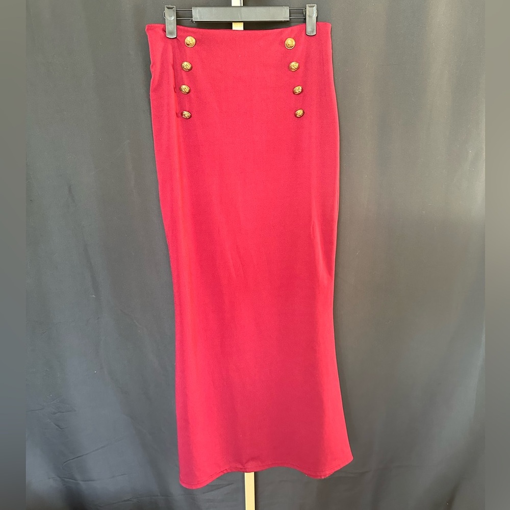 SHEIN burgundy skirt with button detail. Size medium.